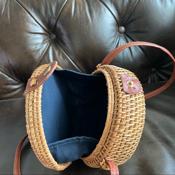 Round Rattan crossbody bag - Picture 5 of 5